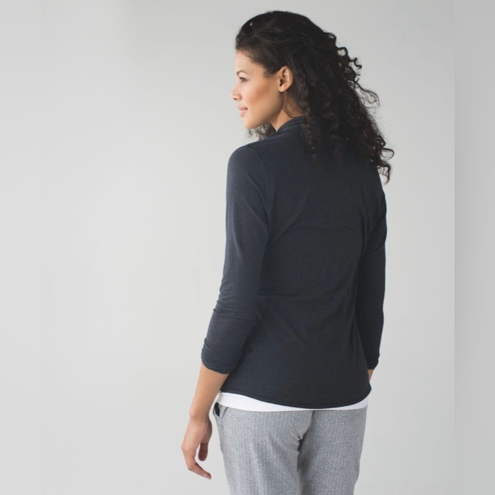 Lululemon Radiant Long Sleeve | Heathered Black | Size 6 | EUC - Picture 4 of 15